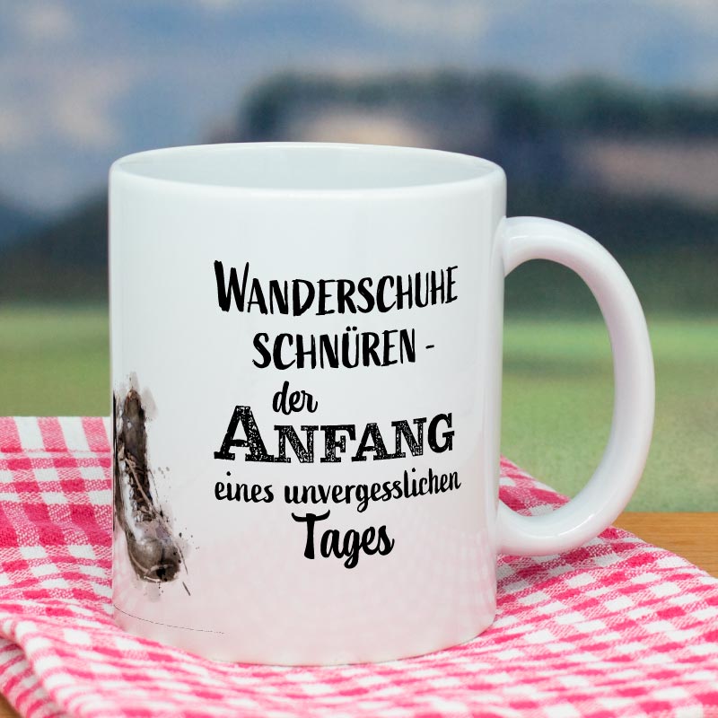 Tasse für Wanderer Wanderschuhe schnüren
