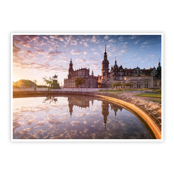 Ansichtskarte Dresden - Dresdner Theaterplatz mit Spiegelung